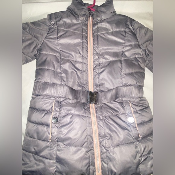 Michael Kors Toddlers Jacket Size: 3T Color: Gray and Light Pink - Picture 13 of 14